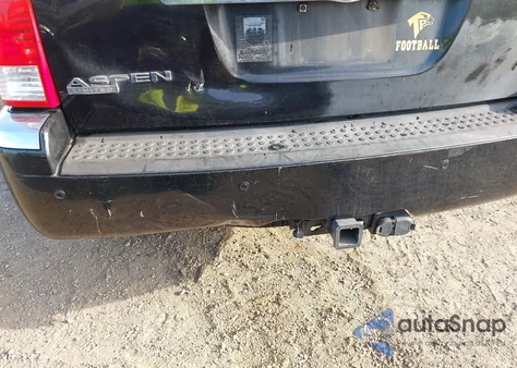 2007 Chrysler Aspen Limited z USA, uszkodzony, nr VIN 1A8HX58297F556924